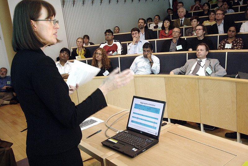 File:Communicate4.jpg