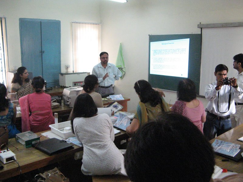 File:Biology workshop 3.jpg