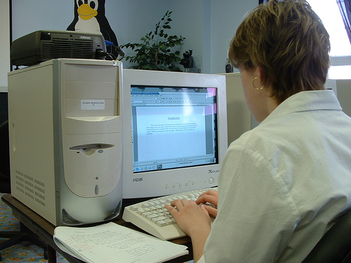 File:Computer lab2.jpg