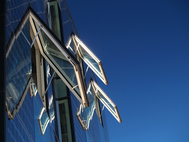 File:Open windows.jpg