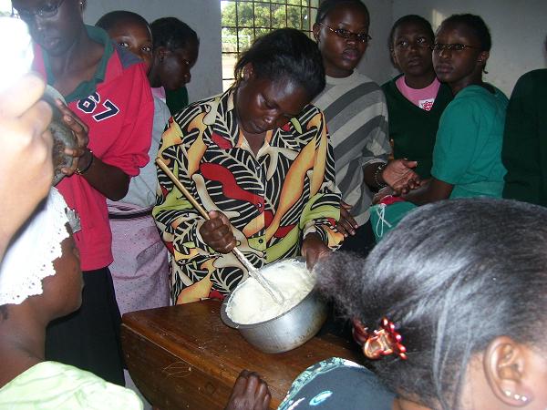 File:Caketraining2.jpg