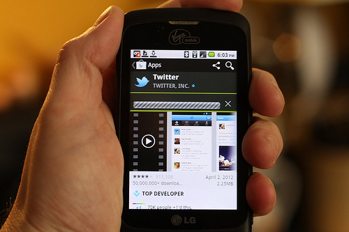 File:Twitter-Android-app.jpg