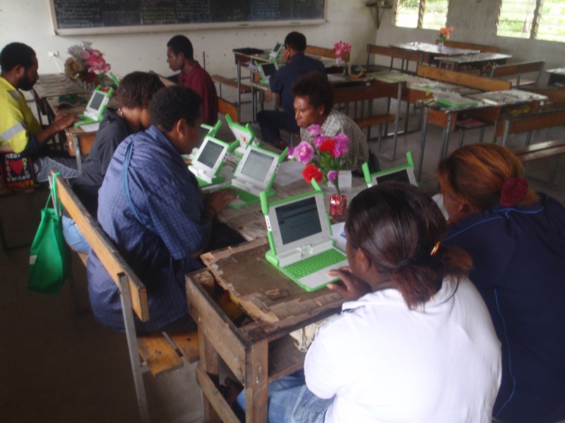 File:FinalbinOLPC2.jpg