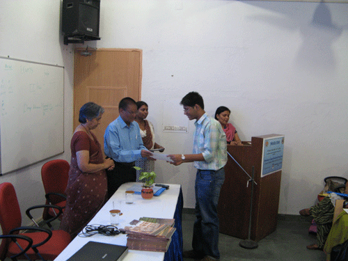 File:Certificate.gif
