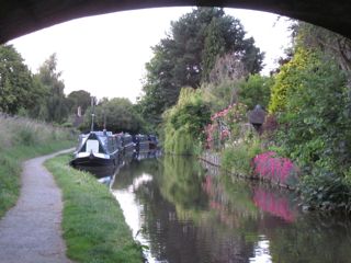NarrowboatPicture2.jpg