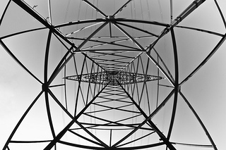 File:Power mast.jpg