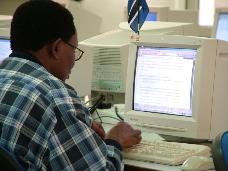 File:User@desktop1.jpg